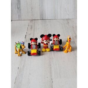 Disney Mickey Mouse Pluto mechanic car race set toy figure